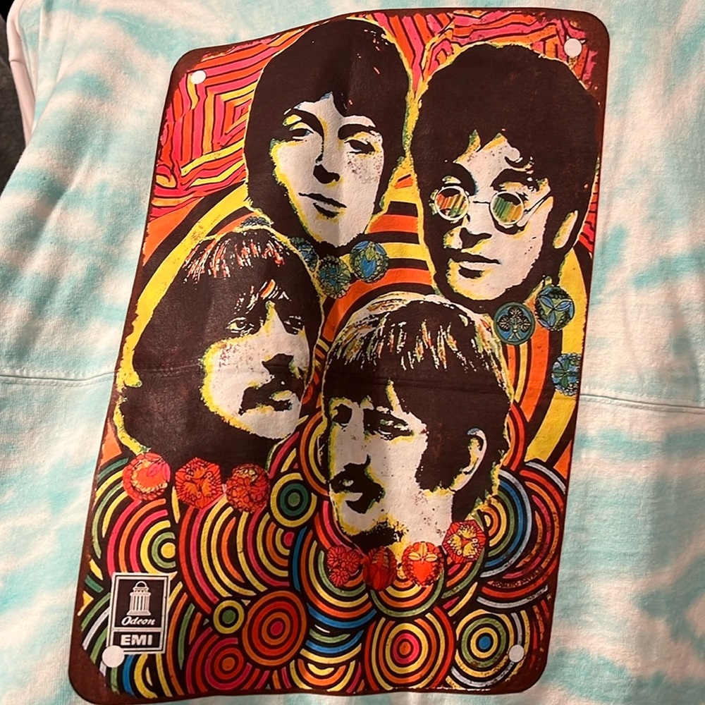 Spirit Jersey The Beatles Tie Dye Long Sleeved Size XL NEW WITHOUT TAGS